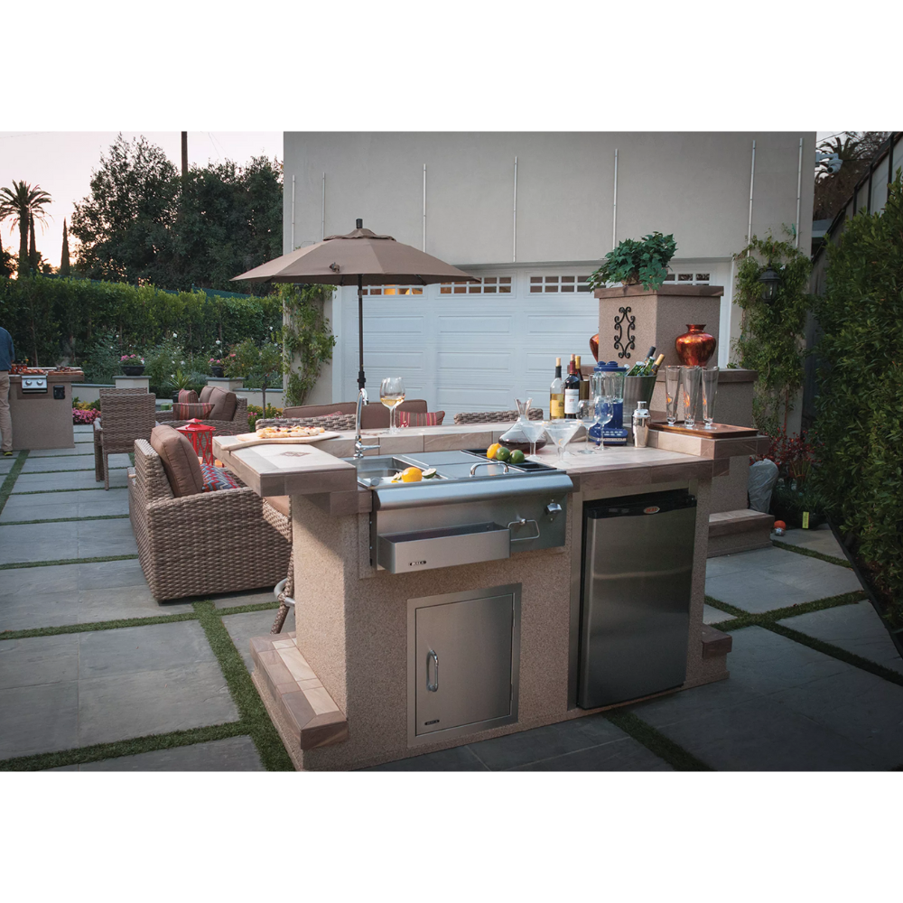 Bull Grills 30-Inch Slide-In Bar Caddy With Ice Chest & Sink (97623)