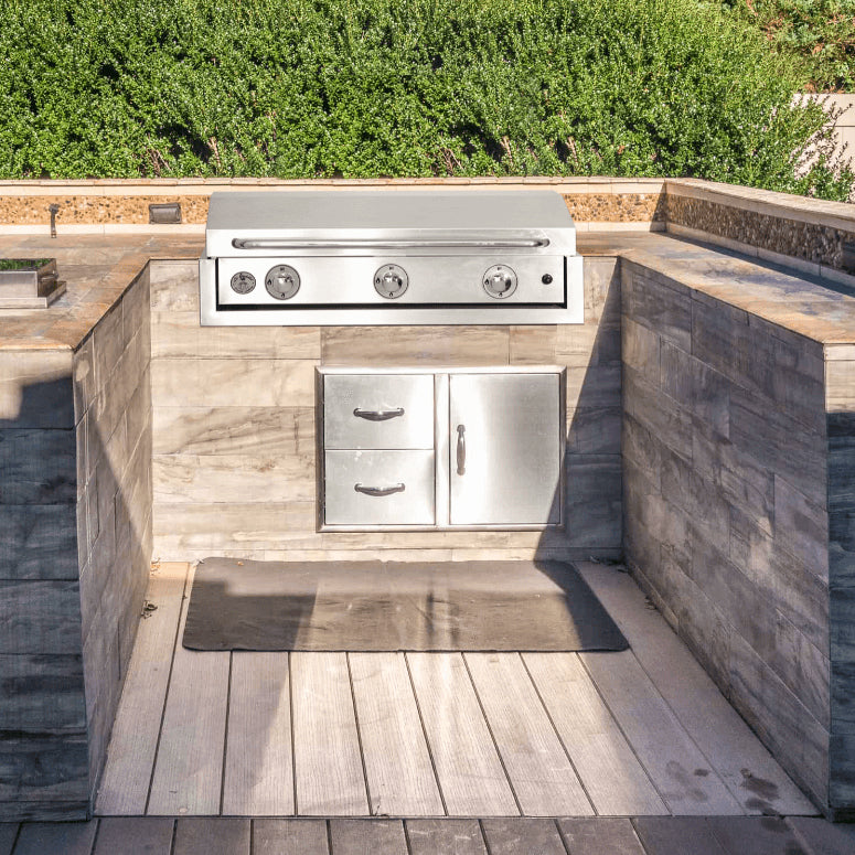 Le Griddle Big Texan 3-Burner Freestanding Gas Griddle - GFE105CK