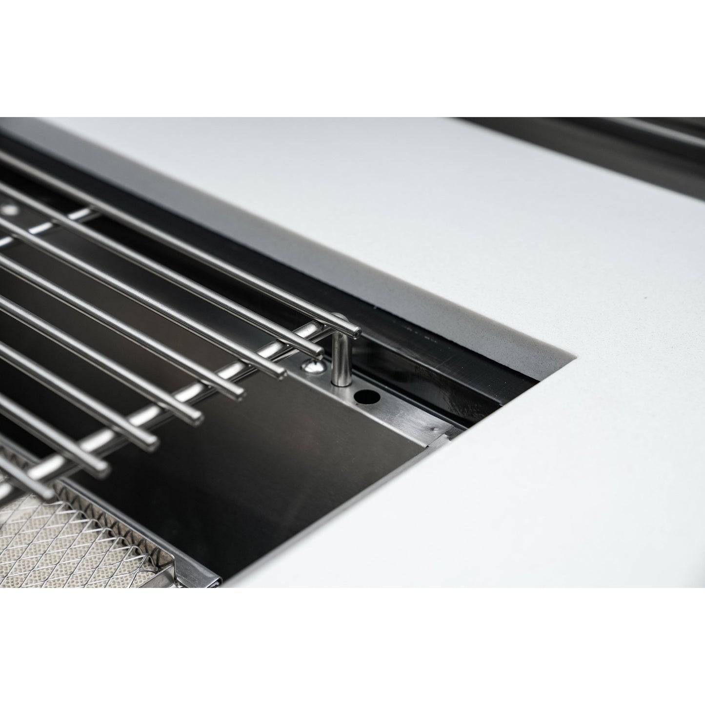 Mont Alpi 400 Deluxe BBQ Grill Island with Kegerator, Kamado Module, Extra Storage & Fridge - MAi400-DKEGKAMFCXL